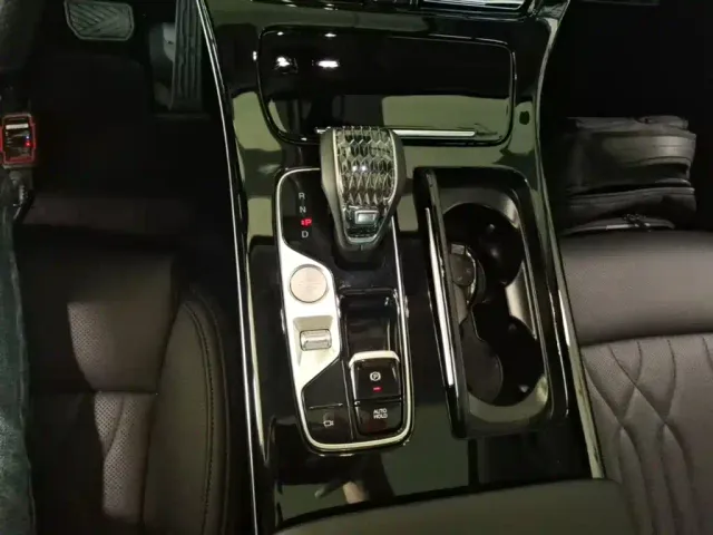 GAC Trumpchi M8 — Фото автомобиля 13