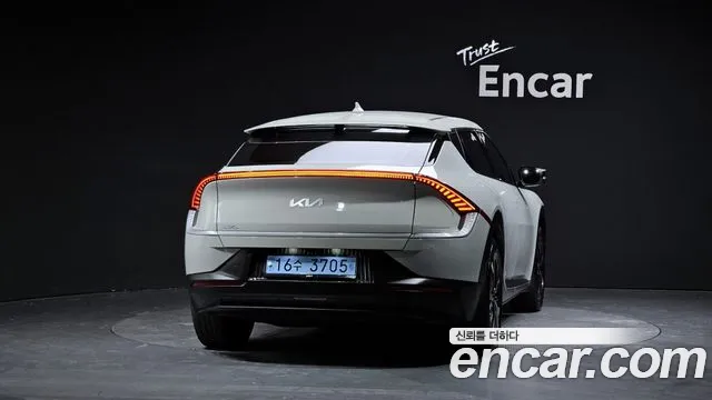 Kia EV6 — Фото автомобиля 3