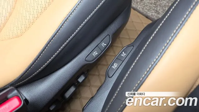 Kia Canival Carnival 4 поколение Бензин 7 мест Signature — Фото автомобиля 16