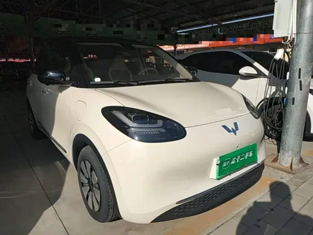 Wuling Bingo — Фото автомобиля 3