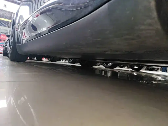 Tesla Model Y — Фото автомобиля 20