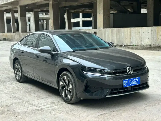 Volkswagen Sagitar — Фото автомобиля 3