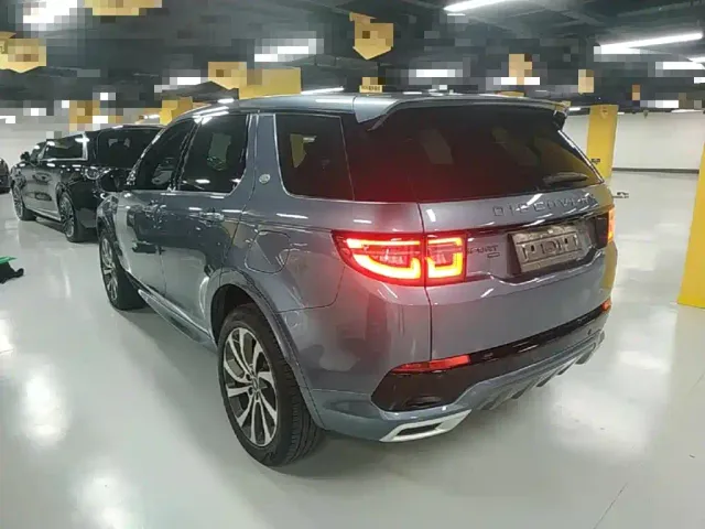 Land Rover Land Rover Discovery Sport PHEV 2022 Facelift P300e Plug-in Hybrid — Фото автомобиля 4