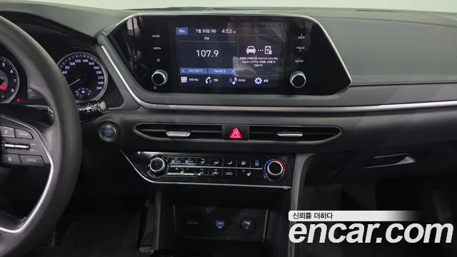 Hyundai Sonata Sonata (DN8) 2.0 LPG(Для проката) — Фото автомобиля 17