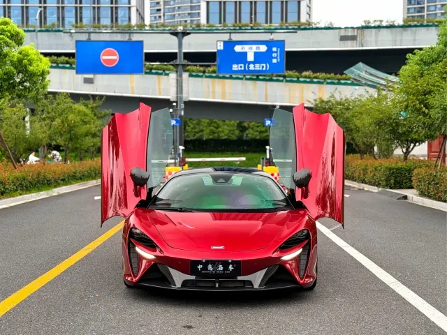 McLaren Artura — Фото автомобиля 2