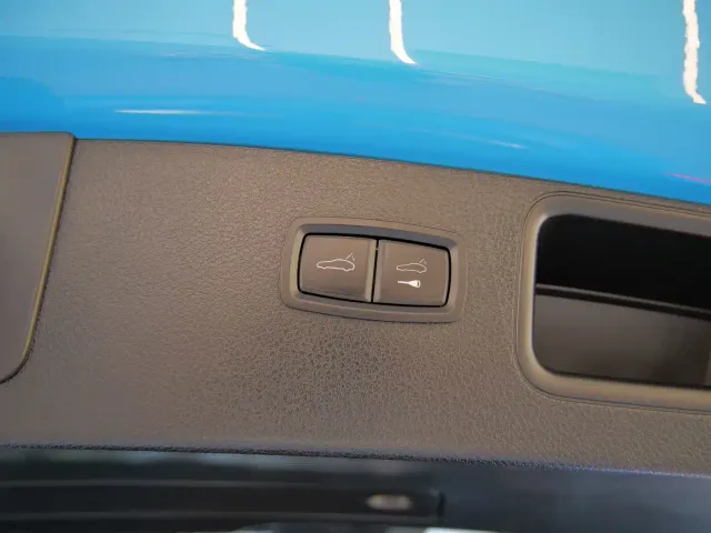 Porsche Macan — Фото автомобиля 18