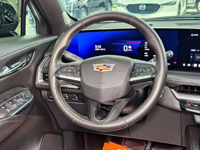 Cadillac XT4 — Фото автомобиля 7