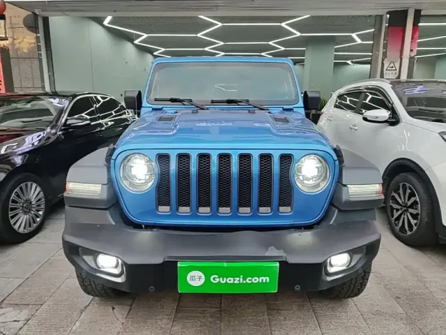 Jeep Wrangler — Фото автомобиля 2