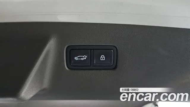 Hyundai Santa Fe MX5 — Фото автомобиля 17