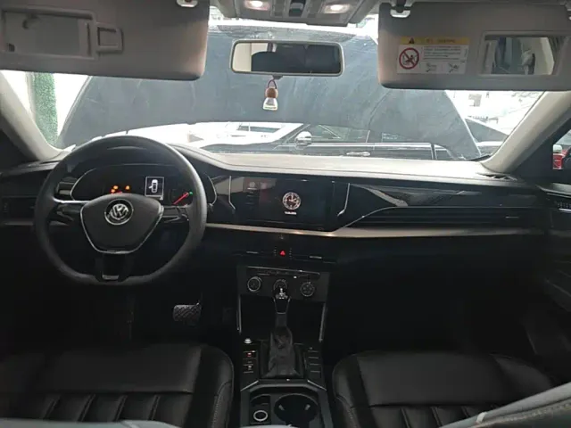 Volkswagen Passat — Фото автомобиля 9