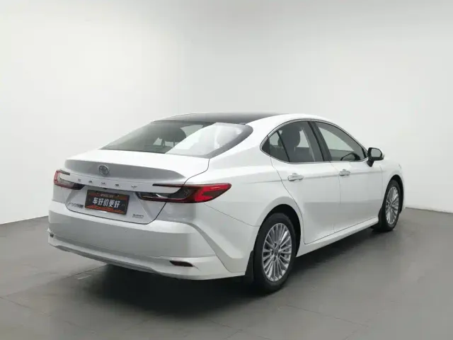 Toyota Camry 2024 2.0G Premium Edition — Фото автомобиля 2