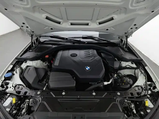 BMW 3 Series — Фото автомобиля 6