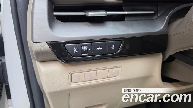Kia Carnival 4th Gen — Фото автомобиля 26