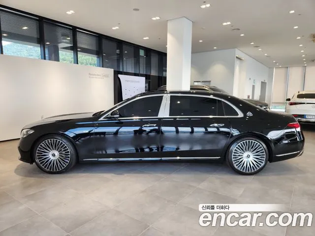 Mercedes-Benz S-Class — Фото автомобиля 8