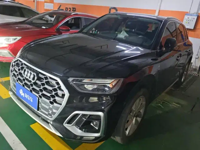 Фотография автомобиля — Audi Q5L