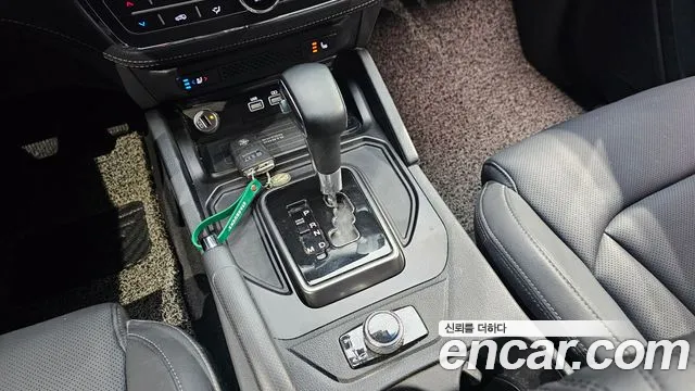 KG_Mobility_Ssangyong Rexton Новый Rexton Sport Khan Дизель 2.2 4WD — Фото автомобиля 9