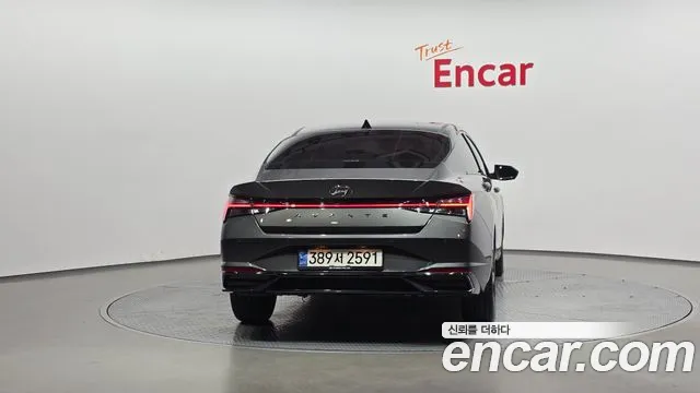 Hyundai Avante CN7 — Фото автомобиля 4