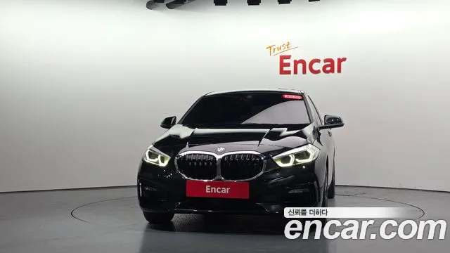 BMW 1 Series F40 — Фото автомобиля 3