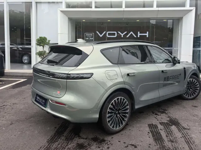 Voyah FREE — Фото автомобиля 4