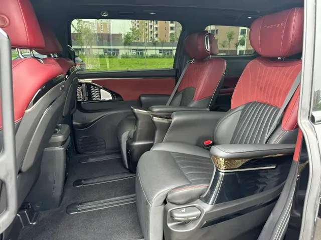 GAC Trumpchi M8 — Фото автомобиля 5