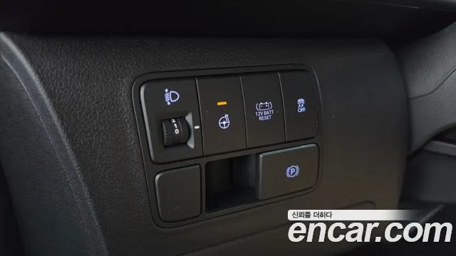 Hyundai Staria Staria — Фото автомобиля 4