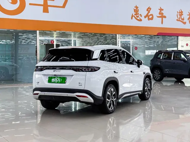 BYD Song L DM-i — Фото автомобиля 24