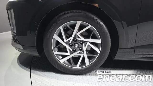 Hyundai Grandeur Grandeur (GN7) 2.5 Бензин 2WD — Фото автомобиля 5