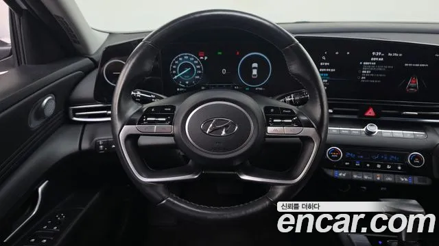 Hyundai AVANTE Avante (CN7) — Фото автомобиля 13