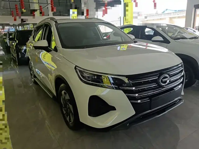 GAC Trumpchi GS4 — Фото автомобиля 3