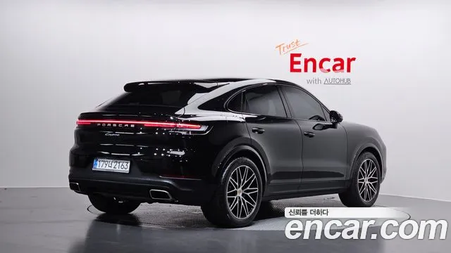 Porsche Cayenne — Фото автомобиля 2