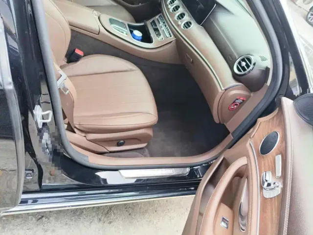 Mercedes-Benz E-Class — Фото автомобиля 13