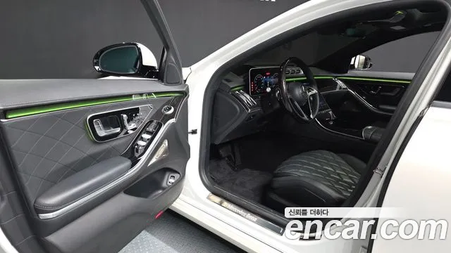 Mercedes-Benz S-Class — Фото автомобиля 10