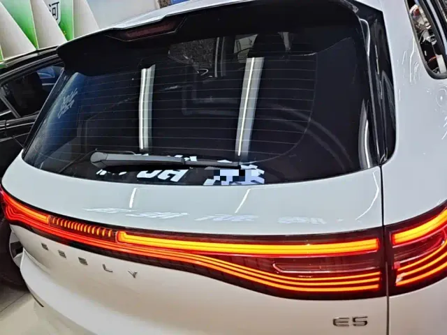 Geely Galaxy E5 — Фото автомобиля 5