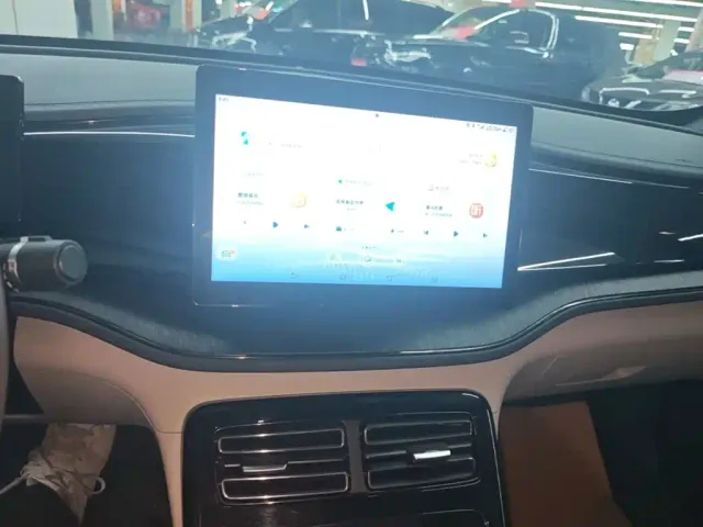 BYD Qin PLUS — Фото автомобиля 12