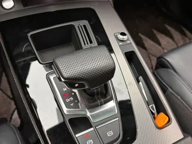Audi Q5L — Фото автомобиля 15