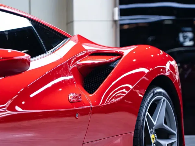 Ferrari F8 — Фото автомобиля 10