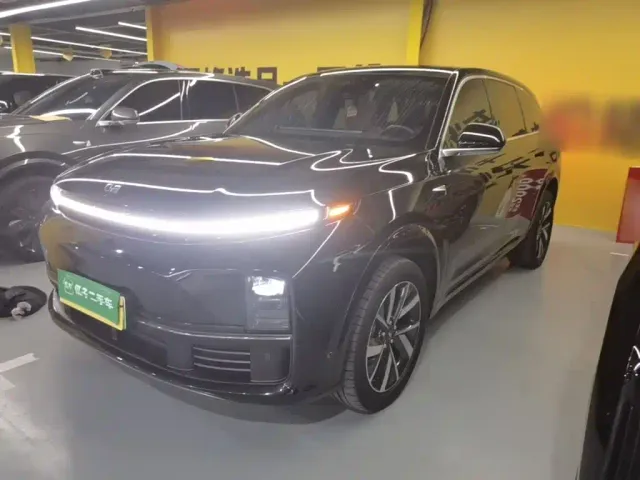 Фотография автомобиля — Li Auto L7