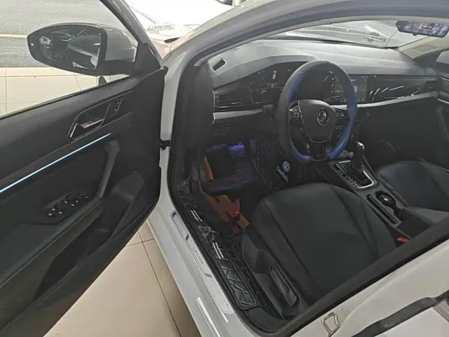 Volkswagen Lavida 2022 280TSI DSG Comfort Edition — Фото автомобиля 15