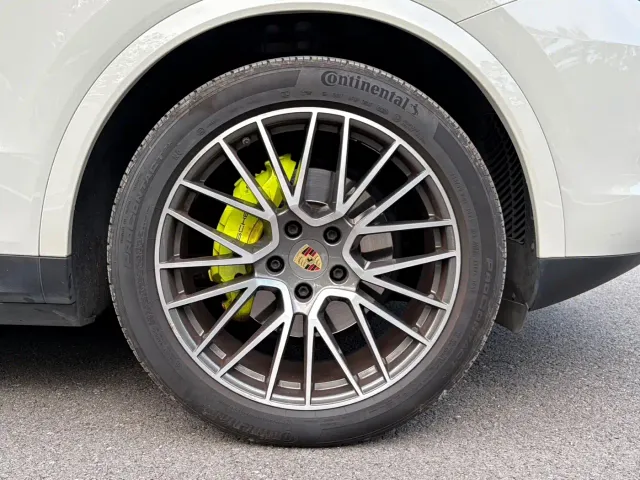 Porsche Cayenne New Energy 2021 Cayenne E-Hybrid 2.0T — Фото автомобиля 5