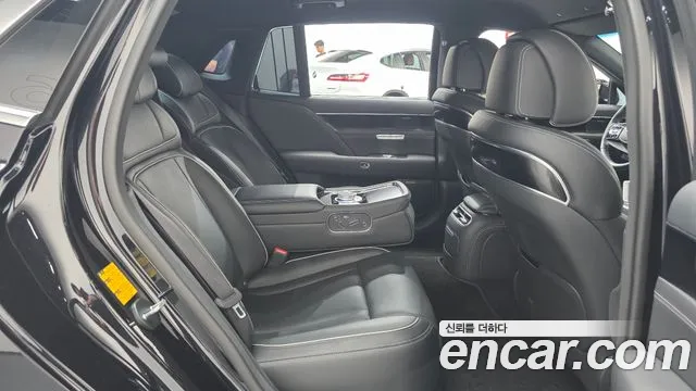 Genesis G90 Бензин 3.5 турбо AWD — Фото автомобиля 8