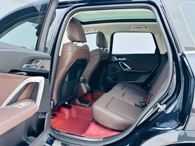 BMW X1 — Фото автомобиля 14
