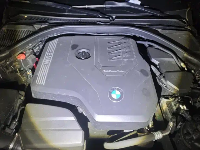 BMW 3 Series — Фото автомобиля 10