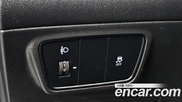 Hyundai Tucson Tucson (NX4) Дизель 2.0 4WD — Фото автомобиля 25