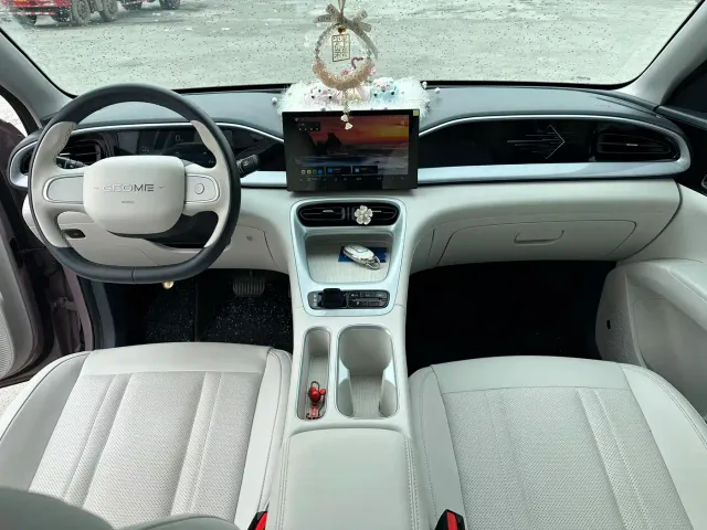 Geely Starry Wish — Фото автомобиля 5