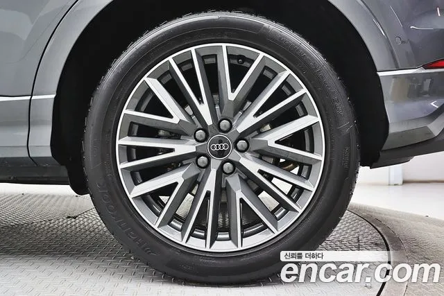 Audi Q3 F3 — Фото автомобиля 6