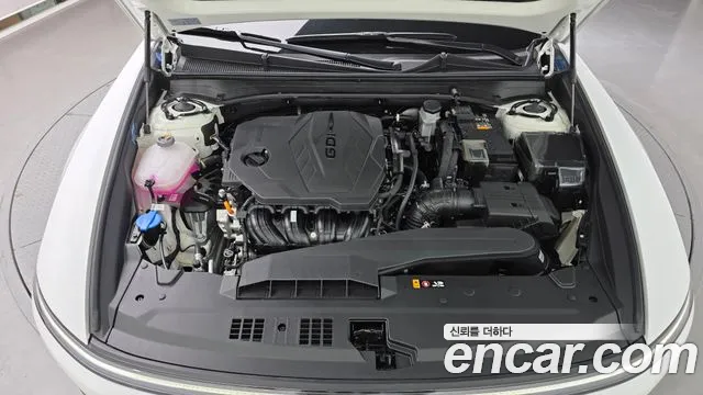 Hyundai Grandeur GN7 — Фото автомобиля 6