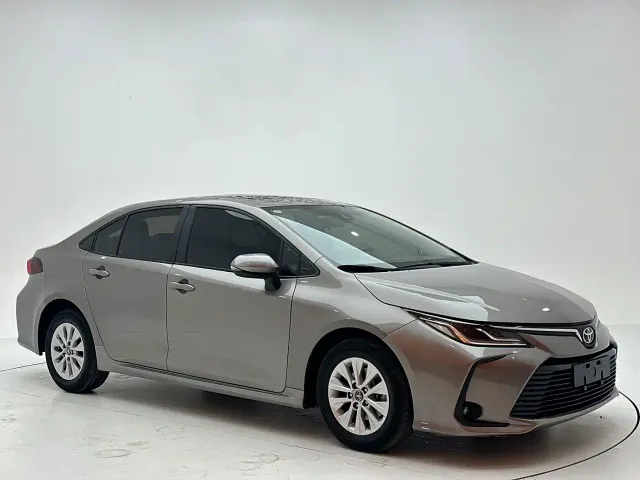 Toyota Corolla — Фото автомобиля 3