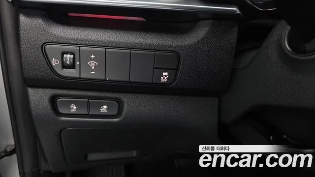 Kia Niro Niro Plus Air — Фото автомобиля 18