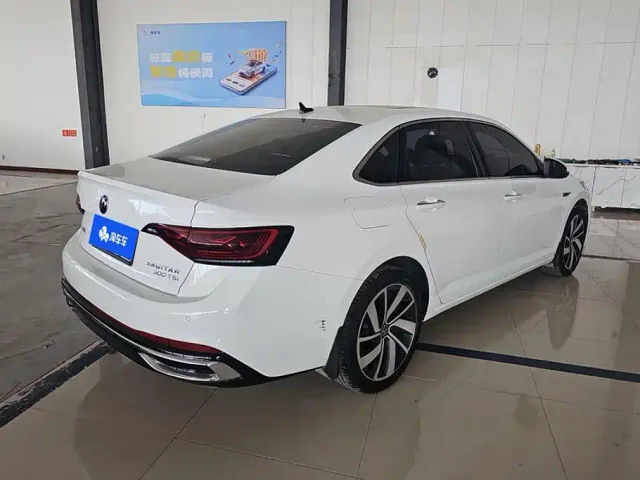 Volkswagen Sagitar — Фото автомобиля 3