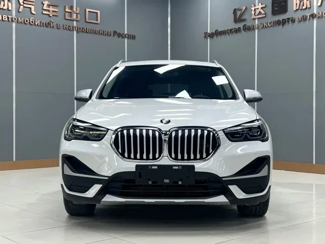 BMW X1 — Фото автомобиля 2
